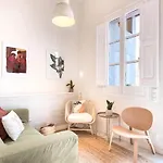 Cozy Apt With Sunny Terrace In The Heart Of Gracia
