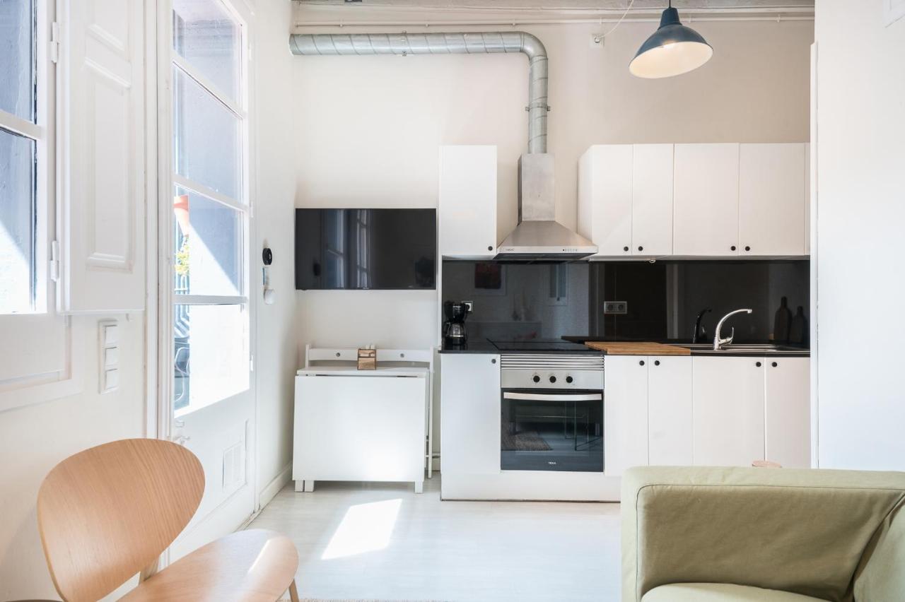 Cozy With Sunny Terrace In The Heart Of Gracia Leilighet Barcelona