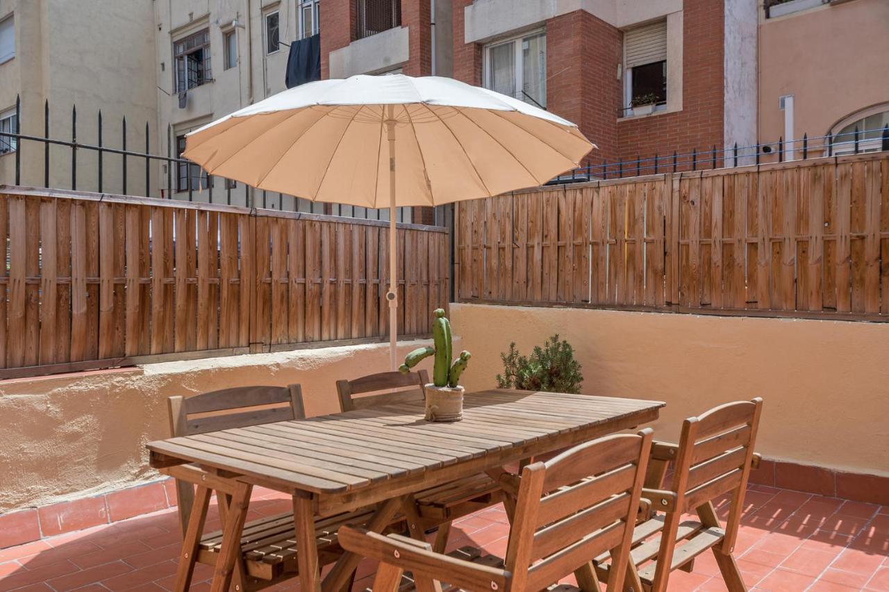Cozy With Sunny Terrace In The Heart Of Gracia Leilighet Barcelona